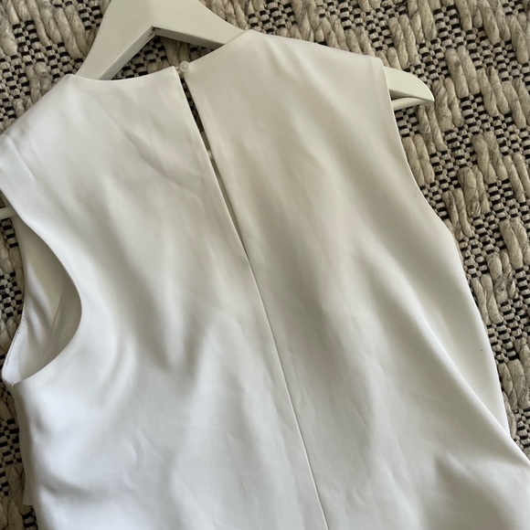 Opening ceremony sleeveless top - Picture 5 of 6